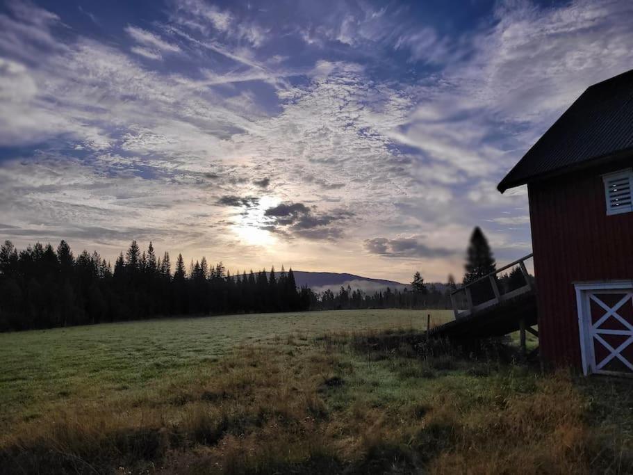 Idyllisk Smabruk Villa Landsem ภายนอก รูปภาพ